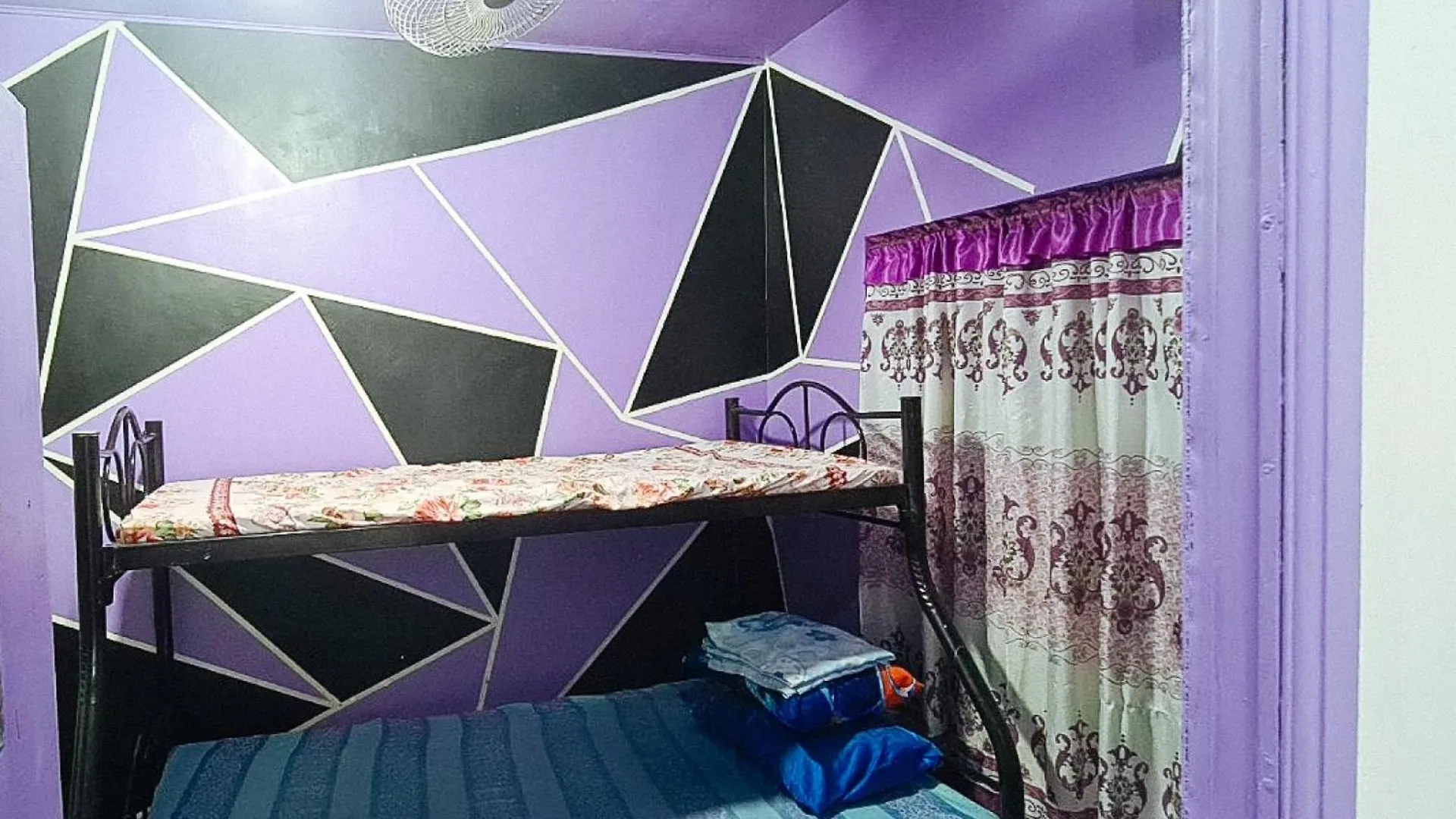 Yuzon Bedspace Transient Home & Staycation Paranaque City Hotel