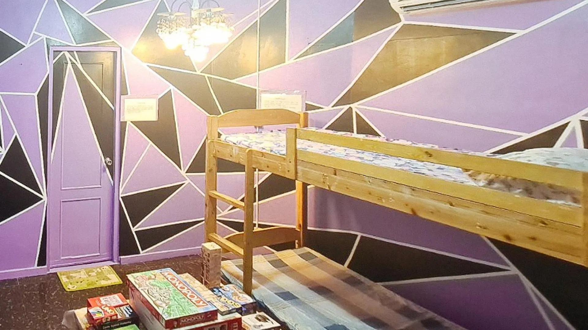 Hotel Yuzon Bedspace Transient Home & Staycation Paranaque City